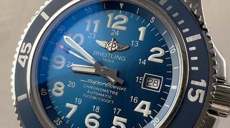 Breitling Superocean II: обзор, фото 12
