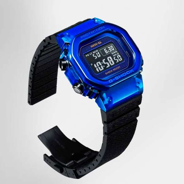 Casio G-Shock MRG-D5000: обзор самых дорогих G-Shock с сапфировым корпусом, Дизайн