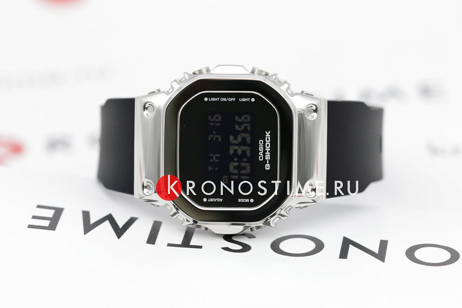 Часы Casio G-Shock GM-S5600-1DR (GM-S5600-1) — женские, черный