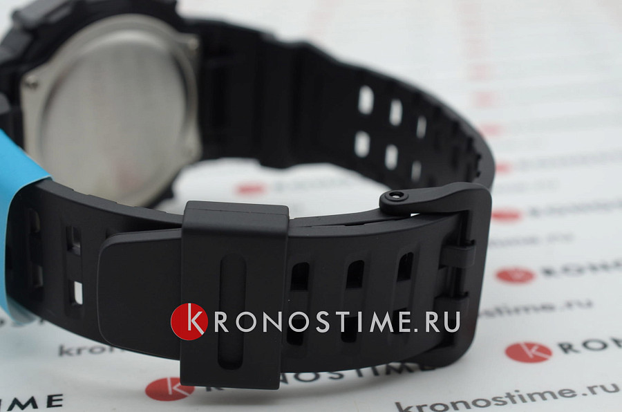 Часы Casio Collection W-737HX-1AVDF (W-737HX-1A) — цветной, пластик