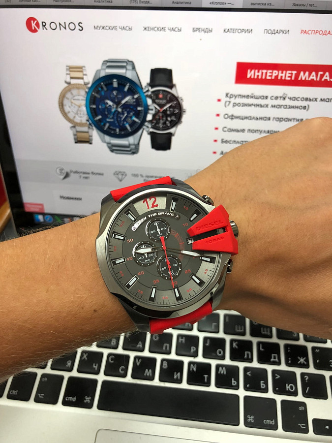 Часы Diesel Mega Chief DZ4427 — кварцевые, Италия, мужские