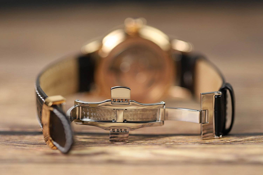 Часы Aviator Douglas Day-Date V.3.35.2.275.4 — черный, сталь металл