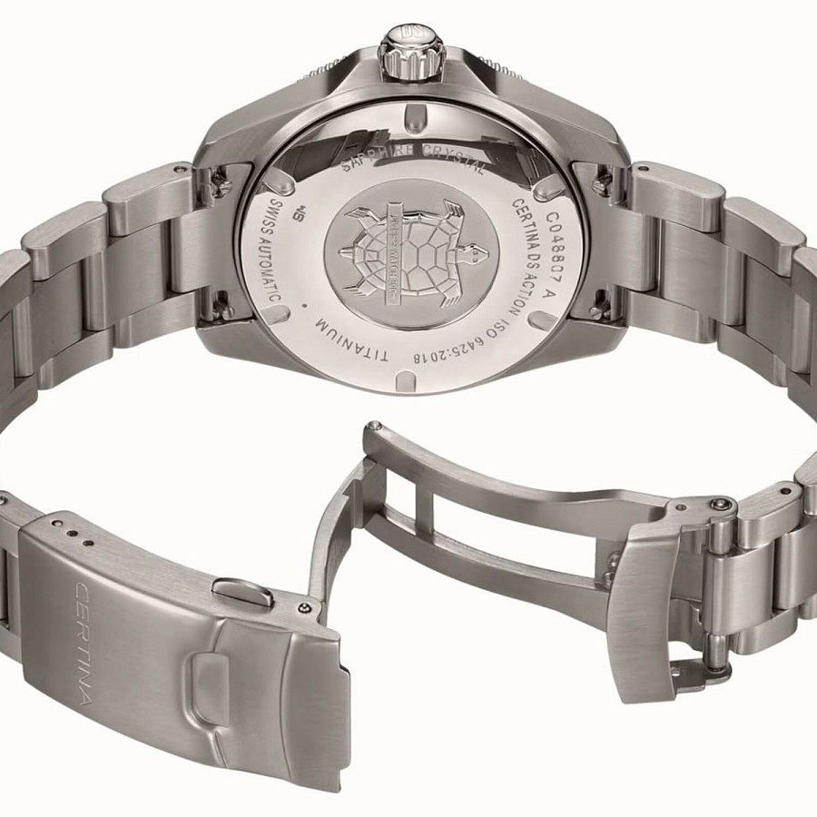 Часы Certina DS Action C048.807.44.051.01 — механические, титан