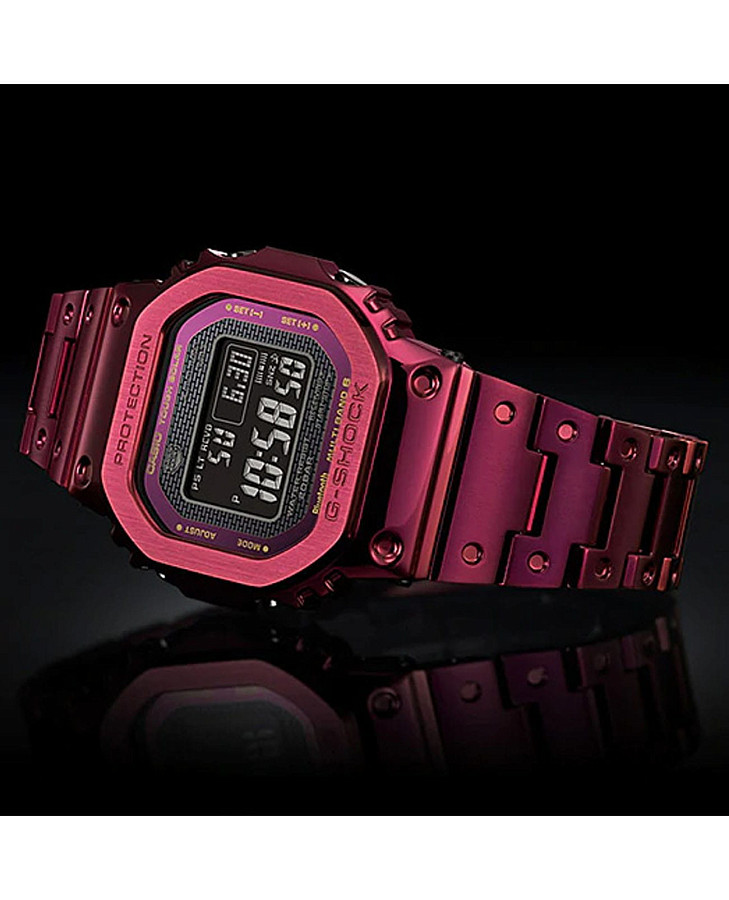 Часы Casio G-Shock GMW-B5000RD-4 — мужские, фиолетовый