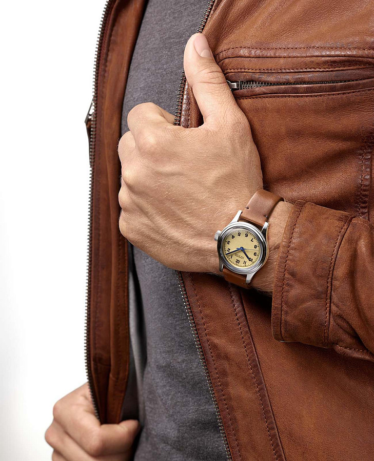 Часы Longines Heritage Military L2.833.4.93.2 — Швейцария, механические