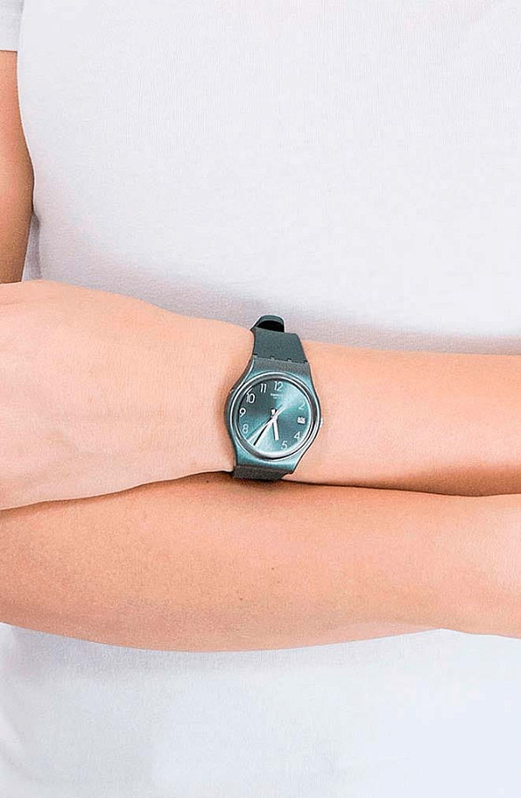 Часы Swatch Core Refresh Ashbaya GG407 — кварцевые, пластик