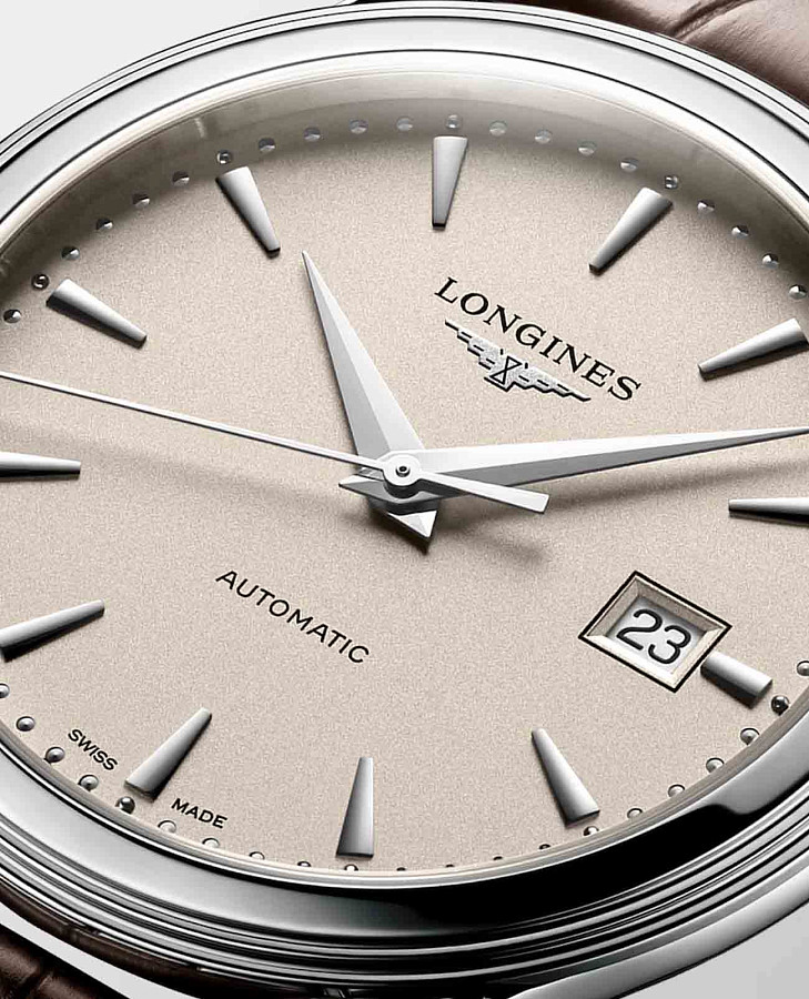 Часы Longines Flagship L4.984.4.79.2 — мужские, кожаный