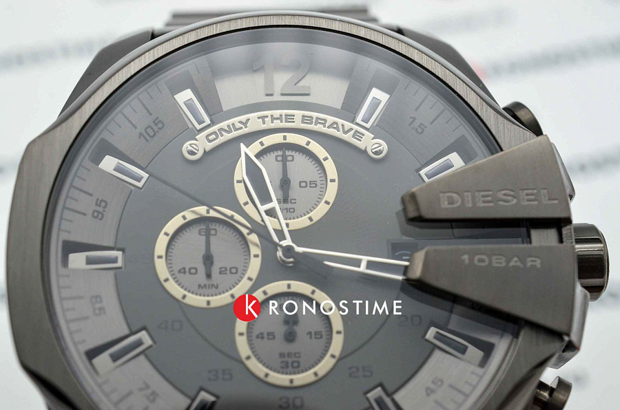 Часы Diesel Mega Chief DZ4282 — кварцевые, металл сталь