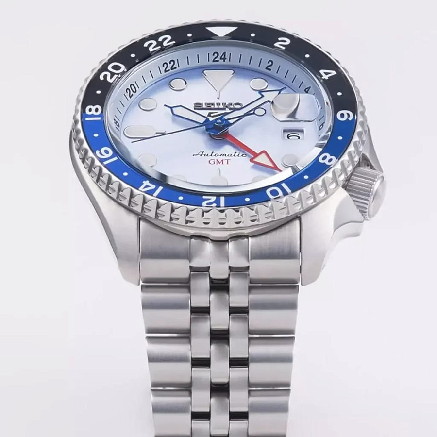 Часы Seiko 5 Sports SSK029K1 — механические, сталь металл