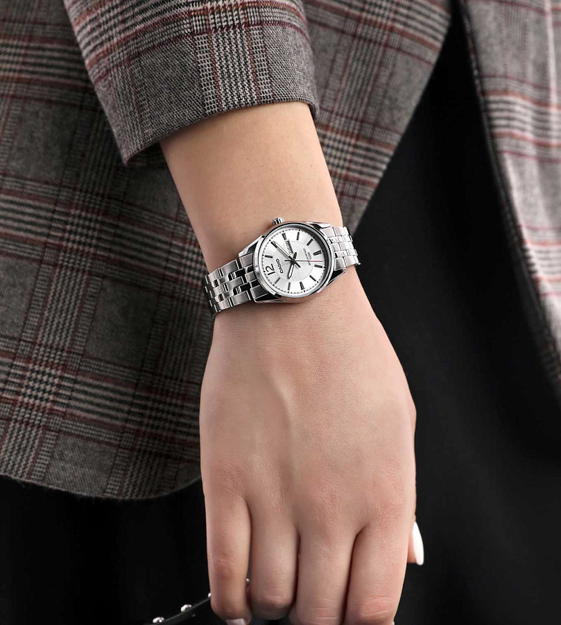 Часы Casio Collection LTP-1335D-7A — кварцевые, сталь металл
