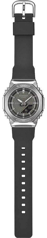 Часы Casio G-Shock S-series GM-S2110-1A1 — сталь пластик, Япония