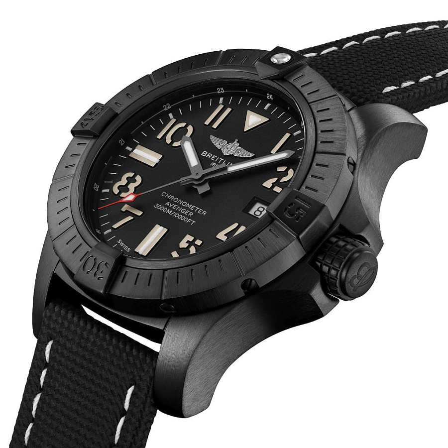 Часы Breitling Avenger Automatic 45 Seawolf Night Mission V17319101B1X1 — механические, сталь металл