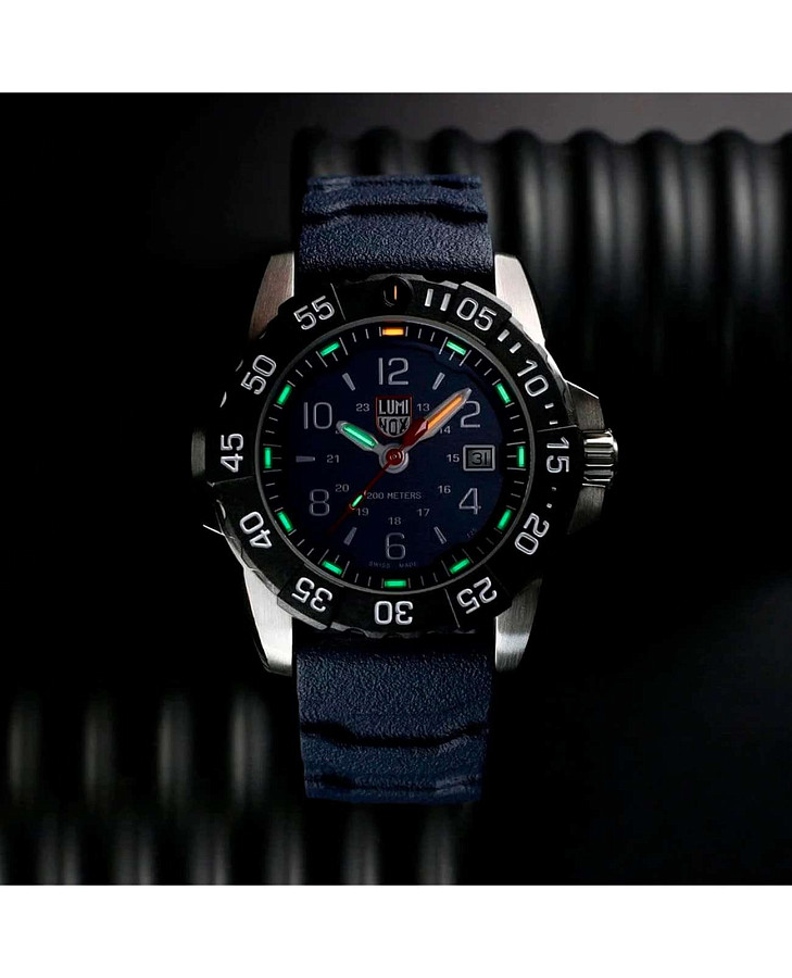 Часы Luminox Navy SEAL XS.3253.CB — мужские, полиуретан