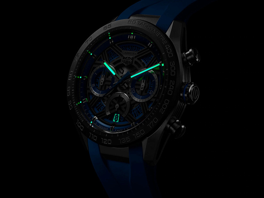 Часы TAG Heuer Carrera Chronograph Extreme Sport CBU2081.FT6274 — титан, Швейцария