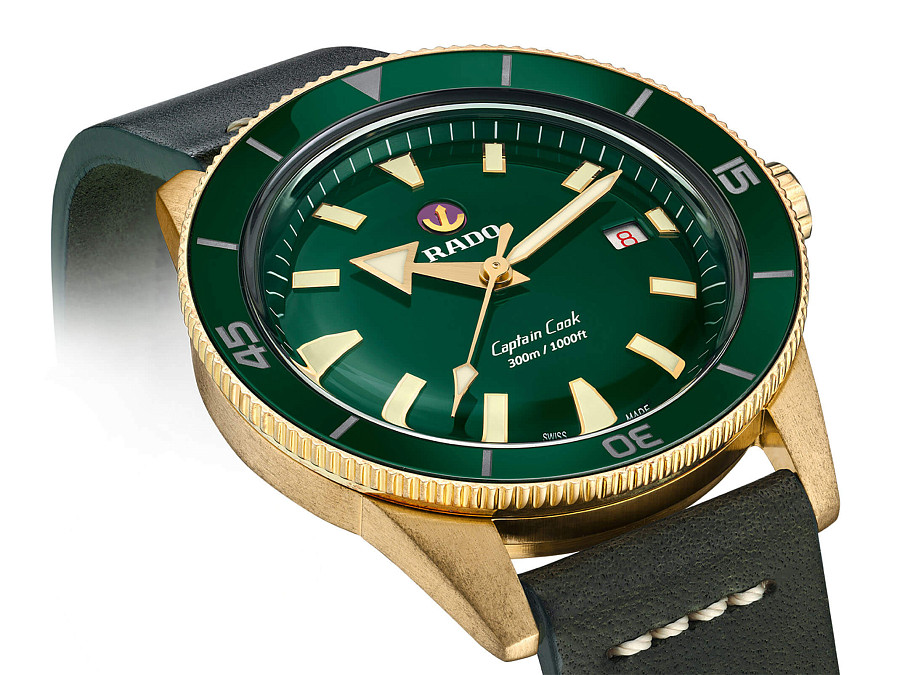 Часы Rado Captain Cook Automatic Bronze R32504315 — кожаный, мужские