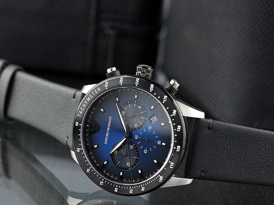 Часы Emporio Armani Mario AR11522 — кварцевые, сталь металл