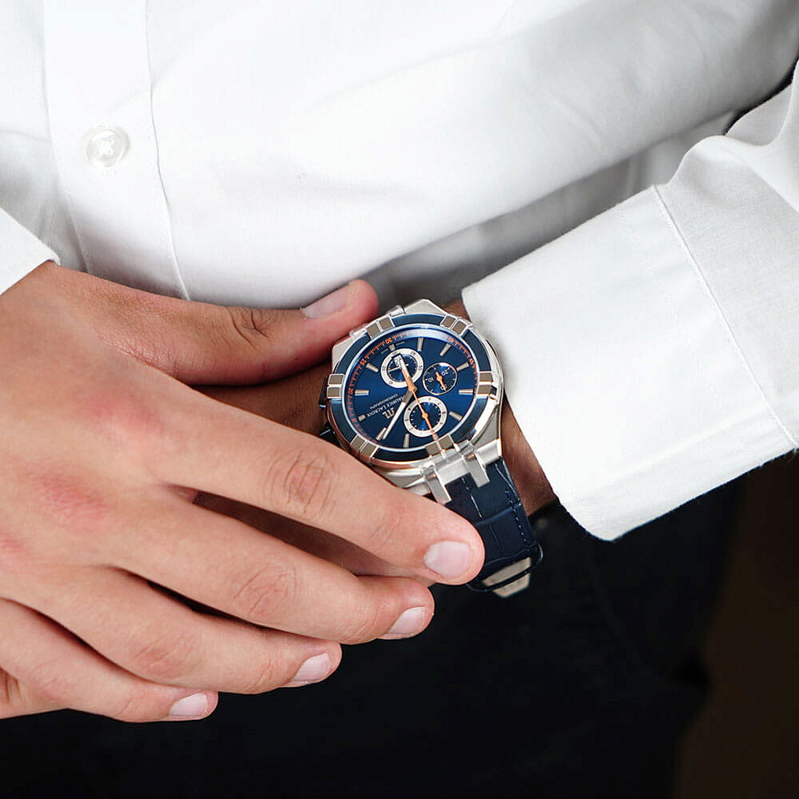Часы Maurice Lacroix Aikon Chronograph AI1018-SS001-432-4 — кварцевые, металл сталь