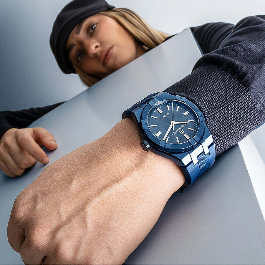 Часы Maurice Lacroix Aikon Automatic 39 mm Blue Pvd Limited Edition AI6007-PVC00-430-4 — артикул AI6007-PVC00-430-4