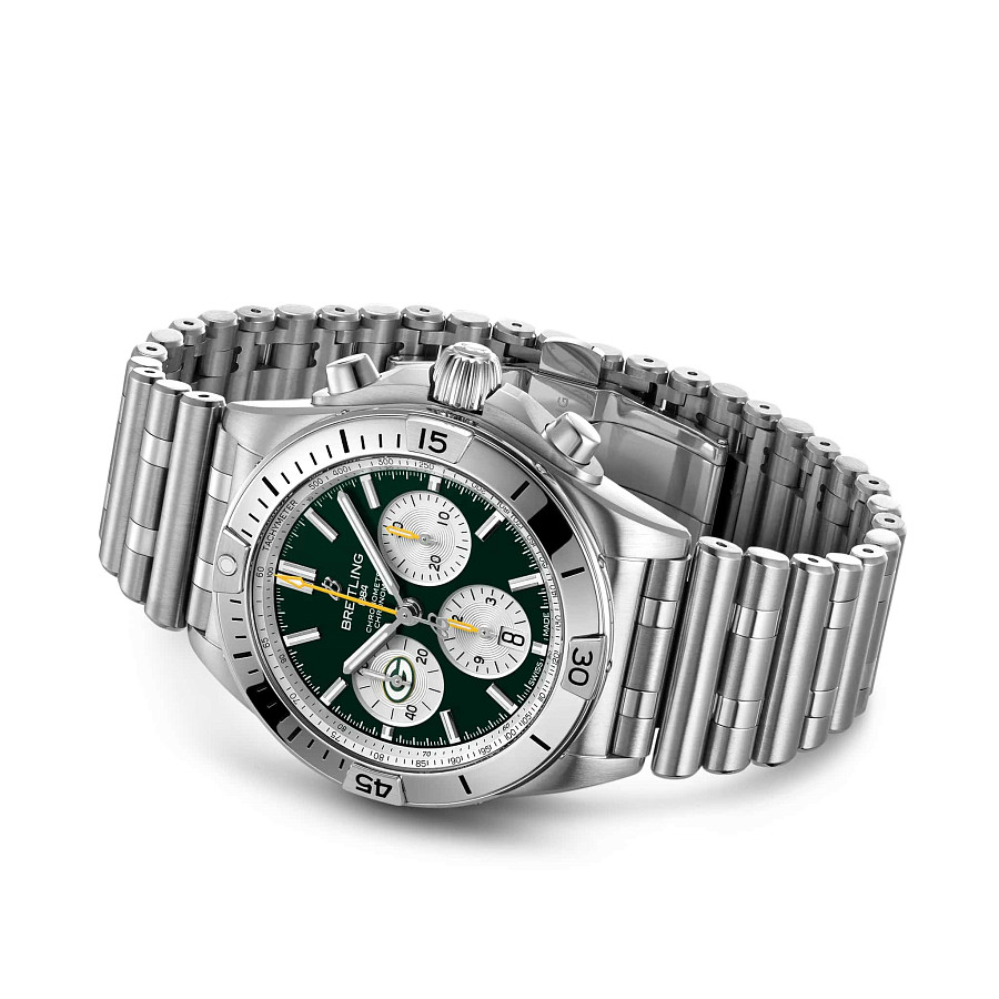 Часы Breitling Chronomat B01 42 NFL Green Bay Packers Edition AB01342B1L1A1 — нержавеющая сталь, мужские