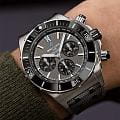 Швейцарские механические часы Breitling Super Chronomat B01 44 mm EB0136251M1S1, фото 2