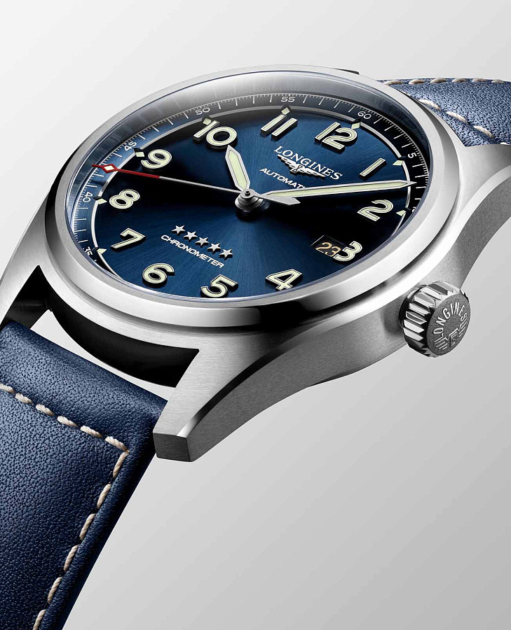 Часы Longines Spirit L3.811.4.93.0 — черный, сталь