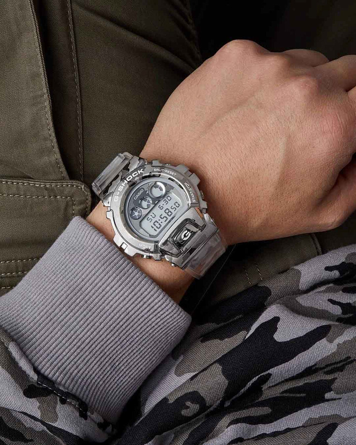 Часы Casio G-Shock GM-6900SCM-1 — сталь металл пластик, Япония