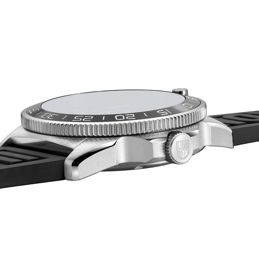 Часы Luminox Pacific Diver Automatic XS.3101 — мужские, каучук