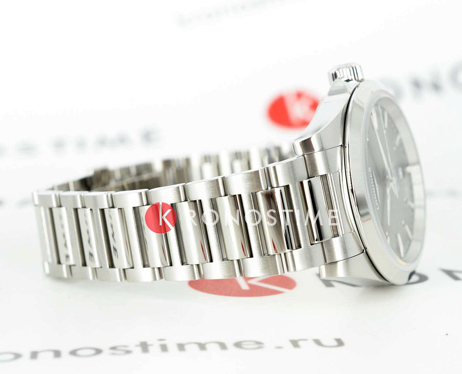 Часы Longines Conquest L3.720.4.02.6 — нержавеющая сталь, женские