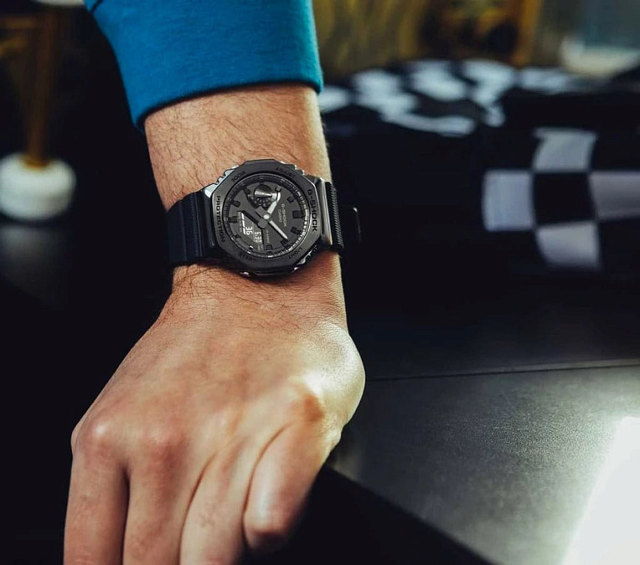 Часы Casio G-Shock GMA-P2100BB-1ADR (GMA-P2100BB-1A) — пластик, Япония