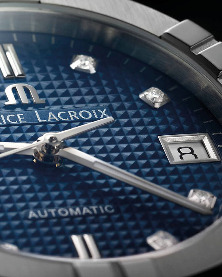 Часы Maurice Lacroix Aikon Automatic AI6006-SS002-450-2 — нержавеющая сталь, женские