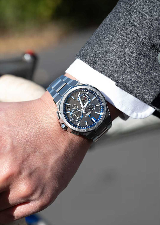 Часы Casio Oceanus OCW-T6000-1A — кварцевые, титан