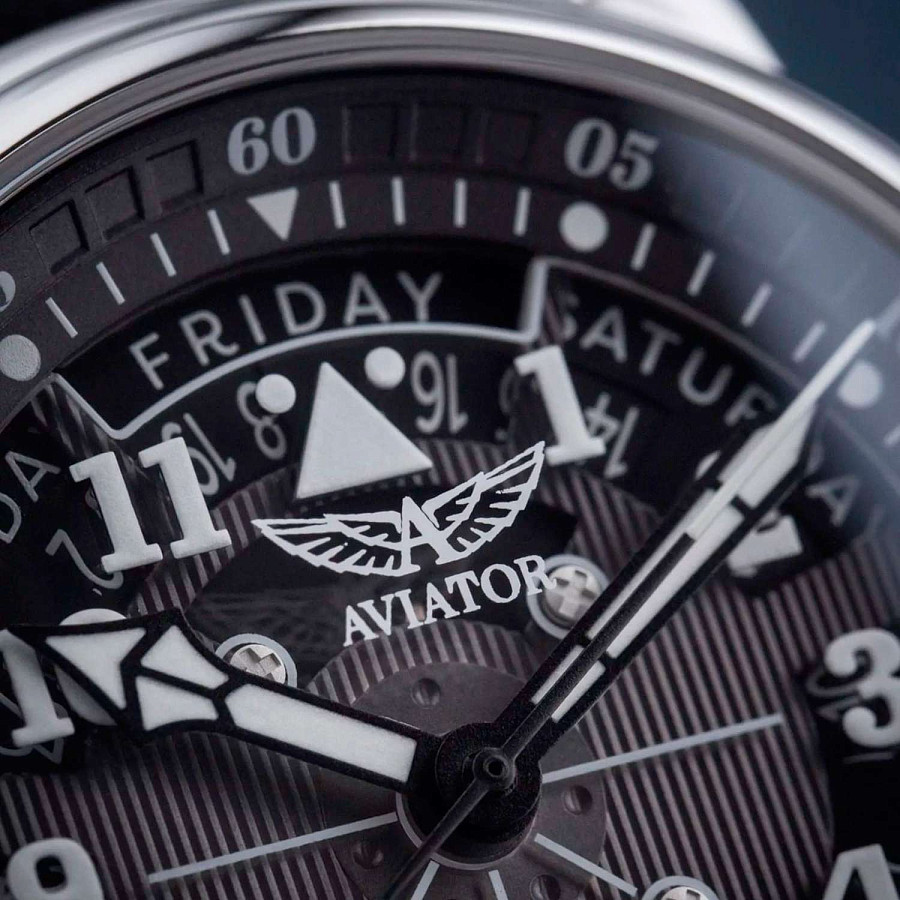 Часы Aviator Douglas Day Date V.3.36.0.284.4 — механические, сталь металл