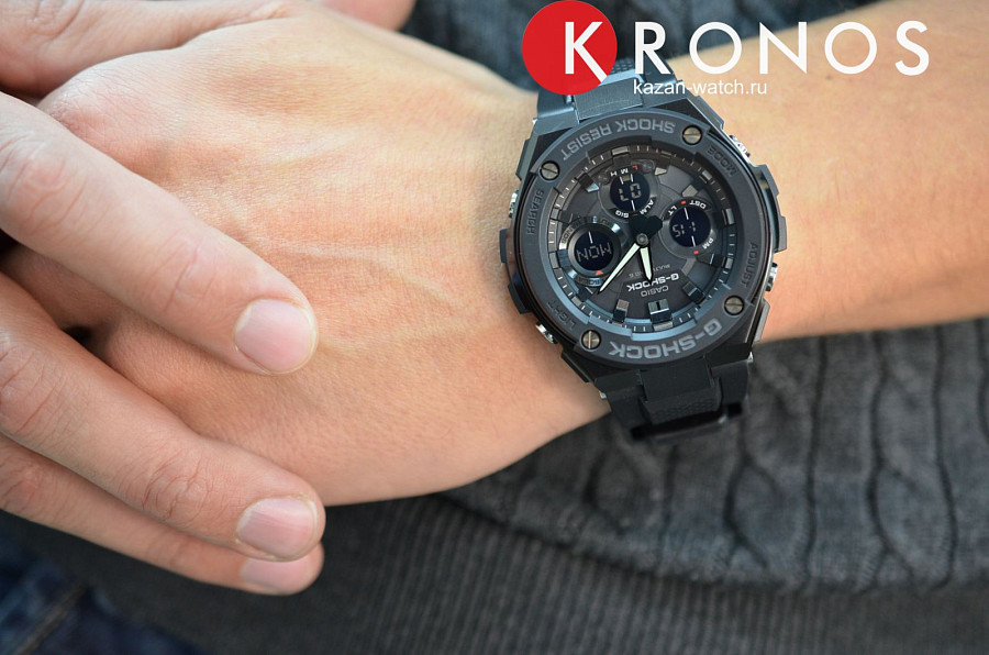 Часы Casio G-Shock GST-W100G-1B — черный, сталь металл