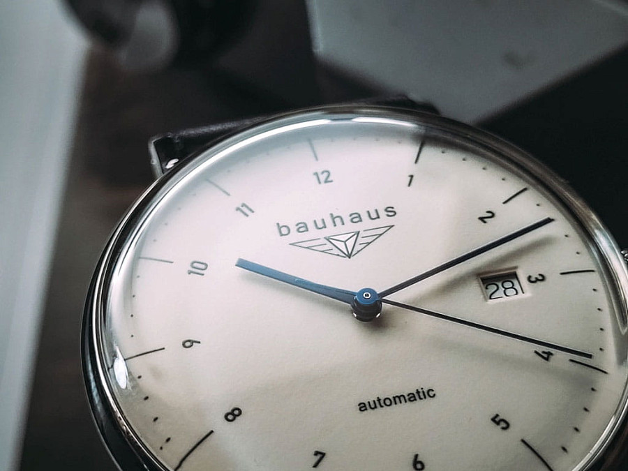 Часы Bauhaus Classic 21525 — механические, сталь металл