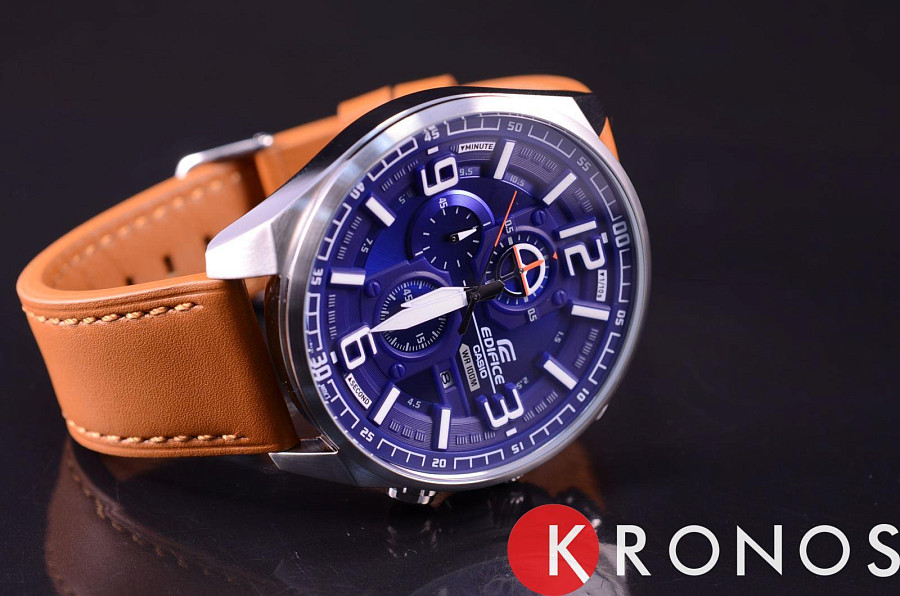 Часы Casio Edifice EFR-555L-2A — кварцевые, металл