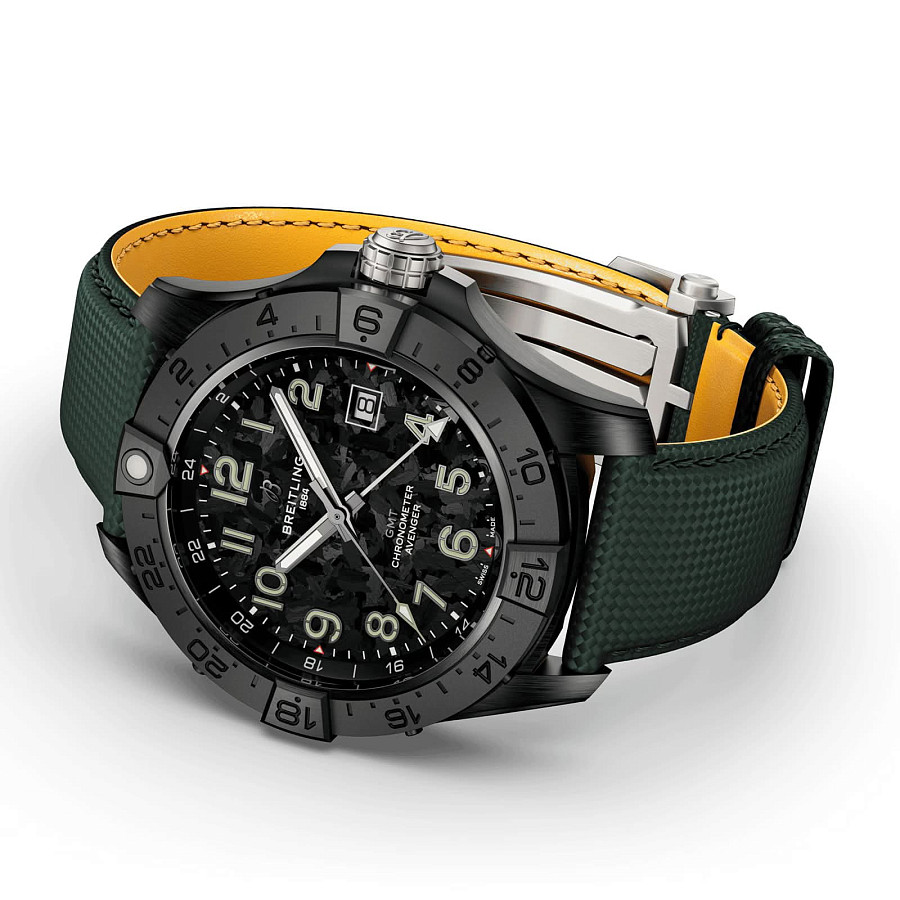 Часы Breitling Avenger Automatic 44 mm S32320101B1X1 — керамика, Швейцария