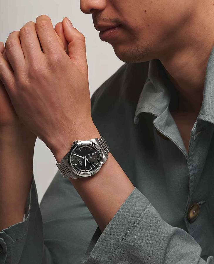Часы Longines Conquest L3.830.4.52.6 — мужские, механические