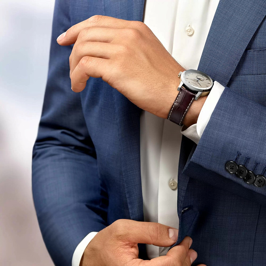 Часы Longines 1832 L4.826.4.92.2 — мужские, кожаный