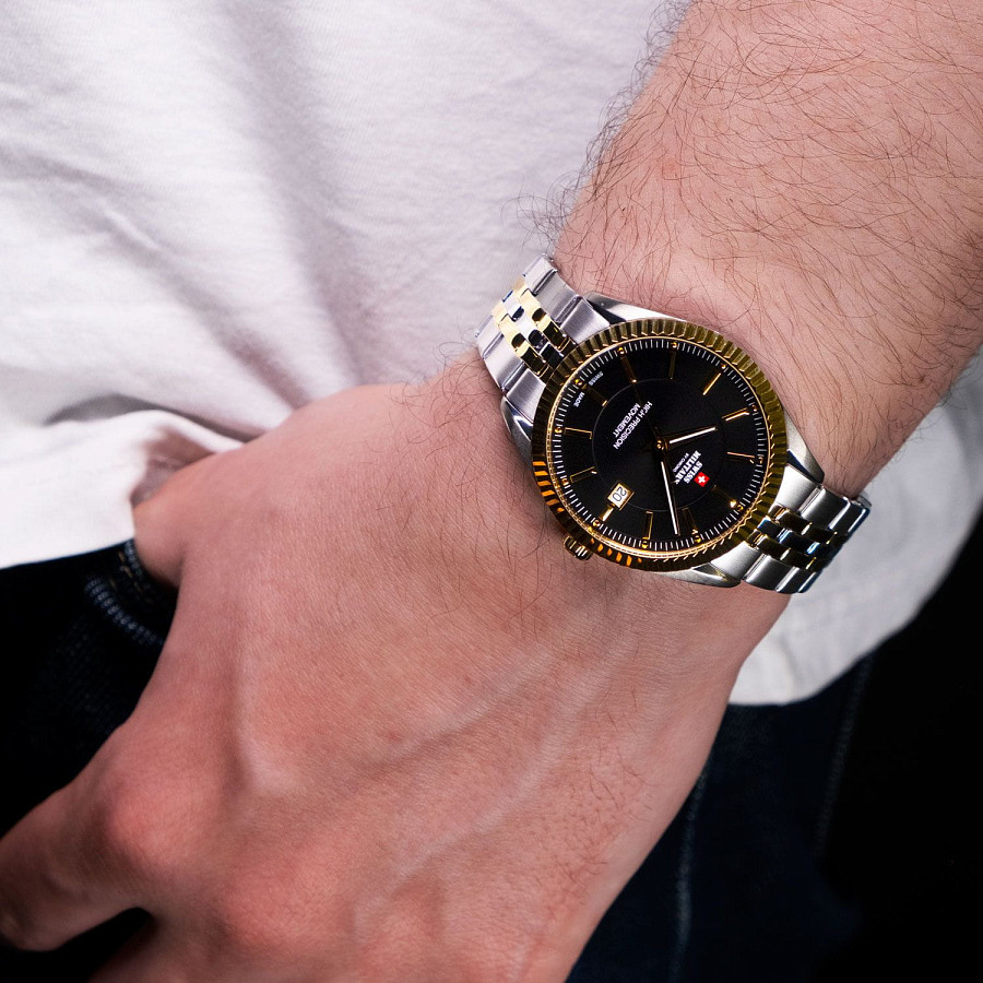 Часы Swiss Military by Chrono Сверхточные SM34065.04 — артикул SM34065.04