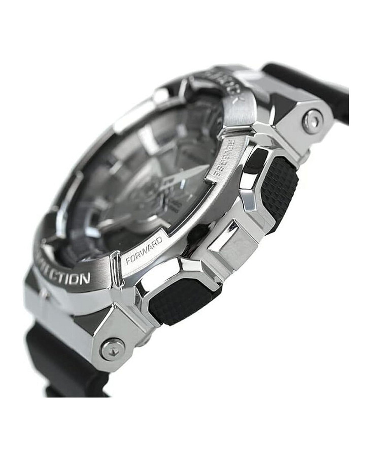 Часы Casio G-Shock GM-S110-1ADR (GM-S110-1A) — пластик, мужские