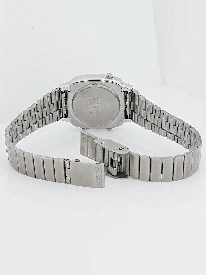 Часы Casio Vintage LA670WA-7 — нержавеющая сталь, женские