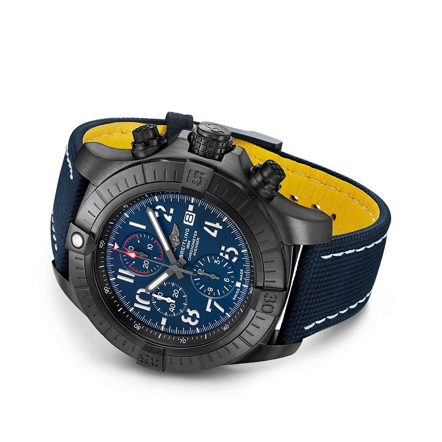 Часы Breitling Super Avenger Chronograph 48 Night Mission V13375101C1X1 — титан, Швейцария