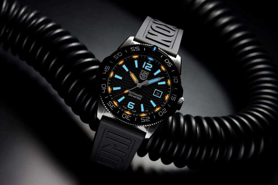 Часы Luminox Pacific Diver Automatic XS.3101 — черный, сталь металл