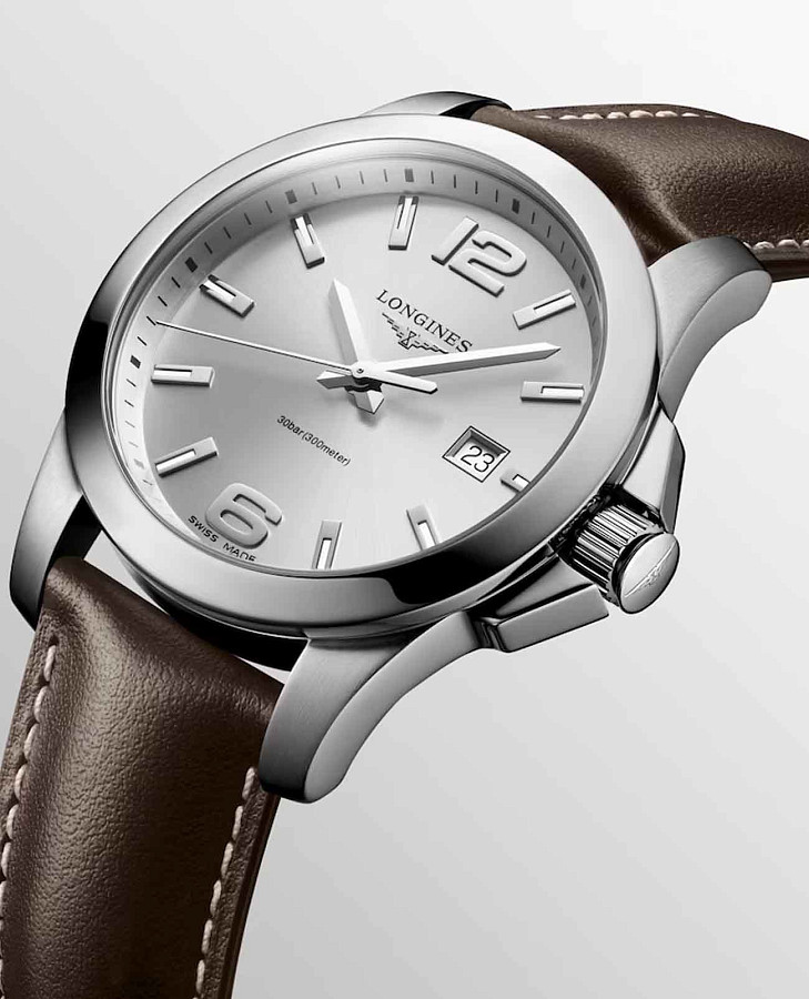 Часы Longines Conquest L3.759.4.76.5 — артикул L37594765