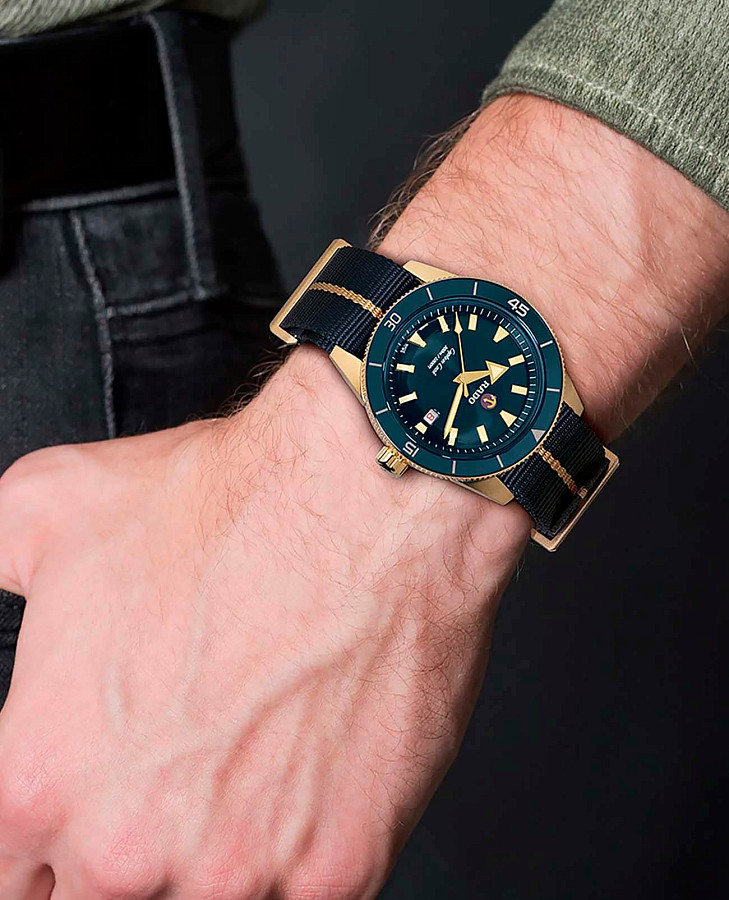 Часы Rado Captain Cook Automatic Bronze R32504207 — артикул R32504207