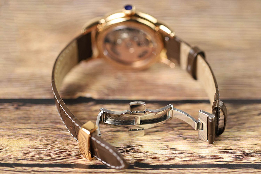 Часы Aviator Douglas Day-Date V.3.35.2.280.4 — коричневый, сталь металл