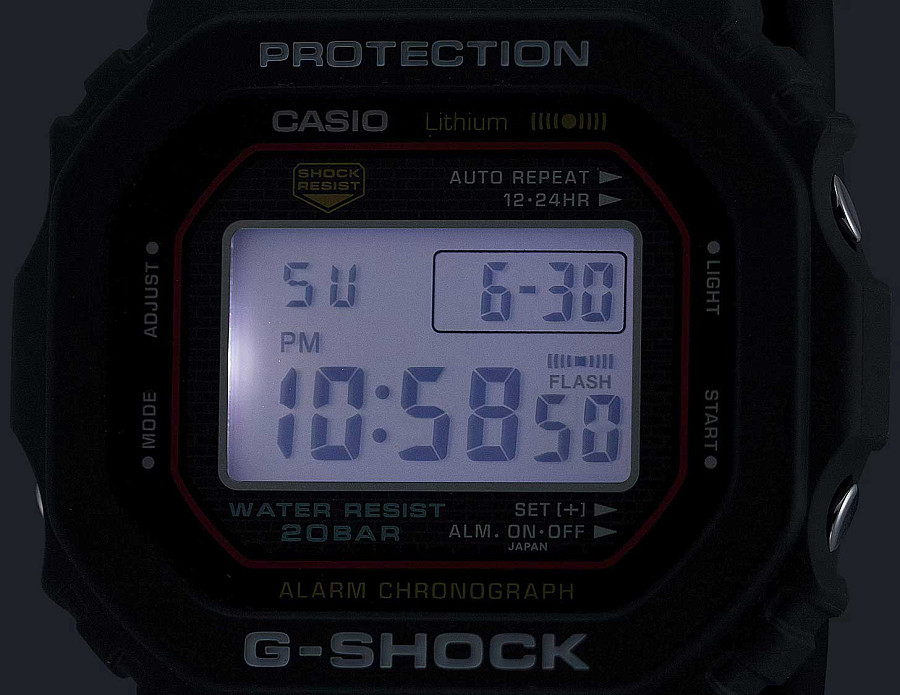 Часы Casio G-Shock DW-5000R-1A — Япония, электронные
