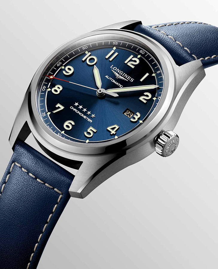 Часы Longines Spirit L3.811.4.93.0 — мужские, кожаный