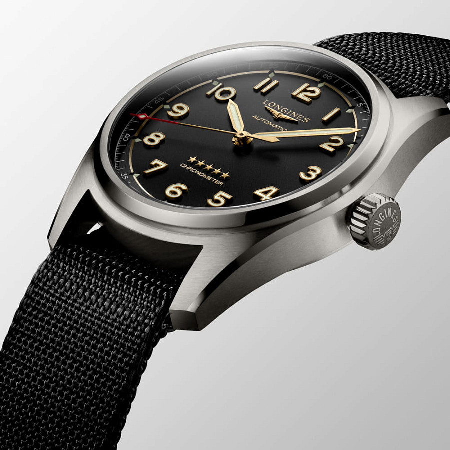 Часы Longines Spirit L3.810.1.53.2 — антрацитовый, титан