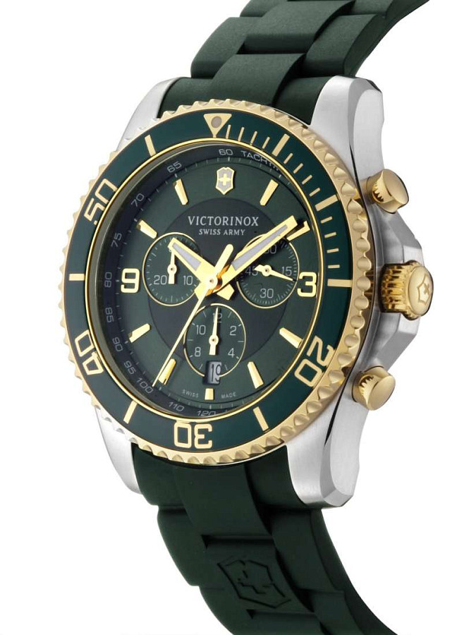 Часы Victorinox Maverick Chronograph 241694 — кварцевые, сталь металл